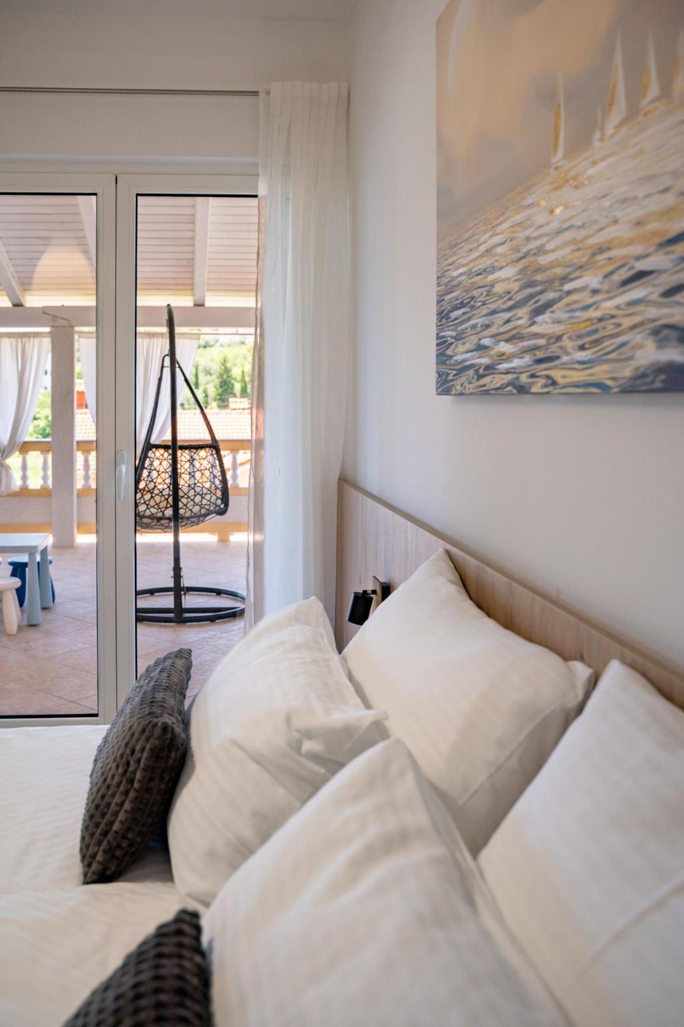 Foric Apartments With Outdoor Heated Pool Rab Town Exteriör bild