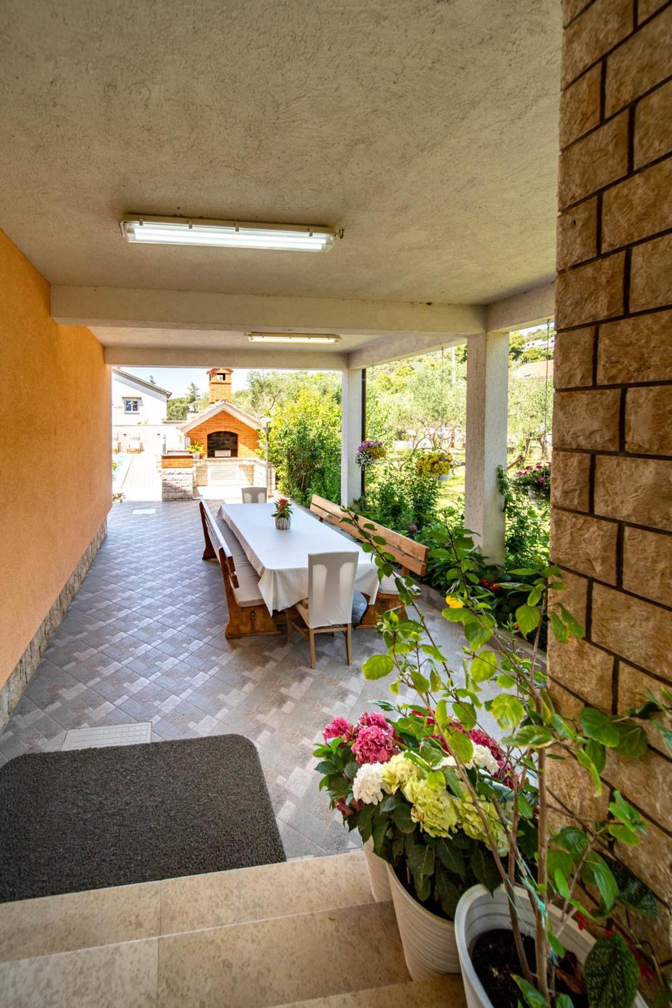 Foric Apartments With Outdoor Heated Pool Rab Town Exteriör bild